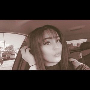 Meet your Posher, Marina